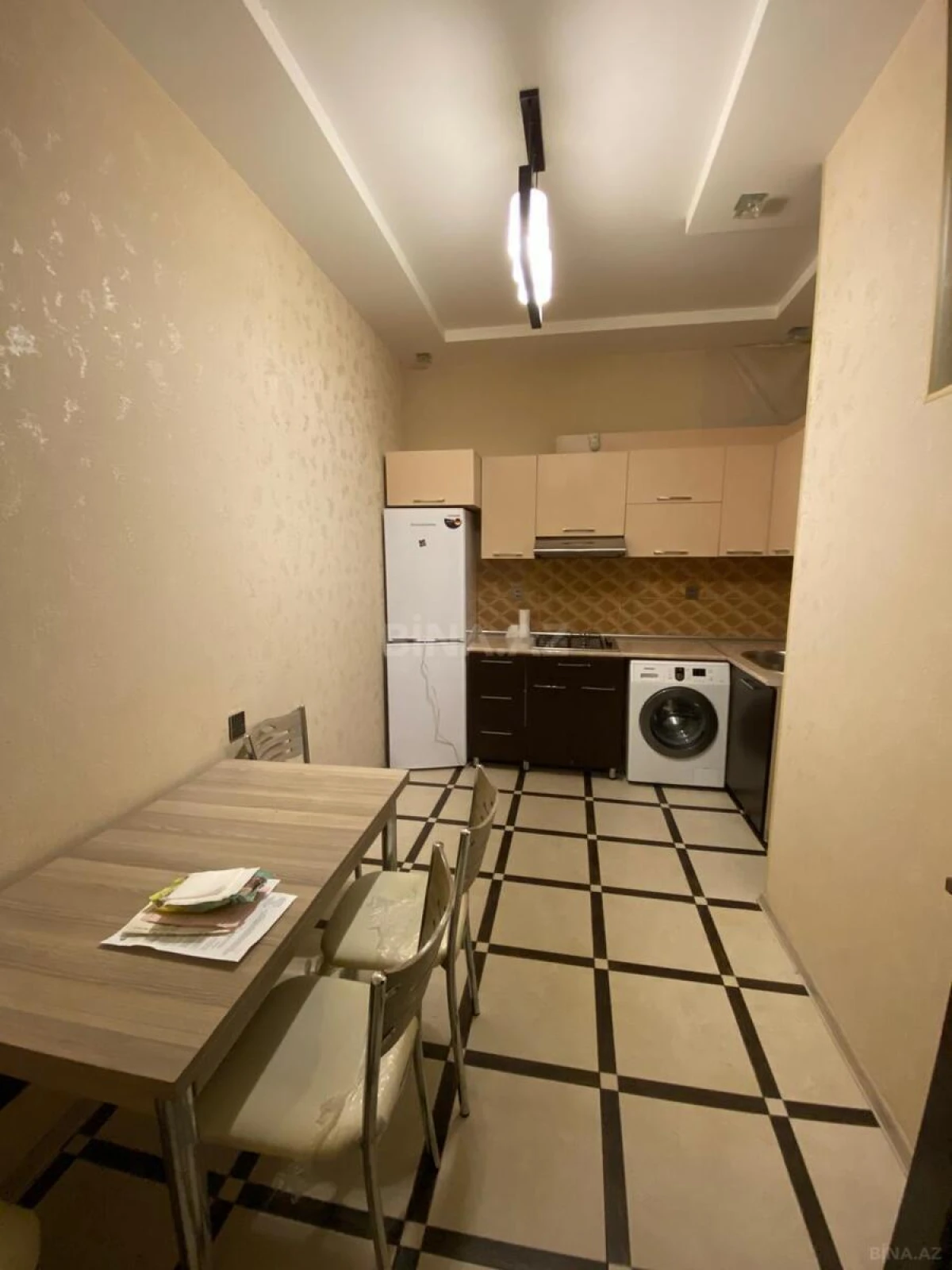 Kirayə verilir 3 otaqlı mənzil 110 m²