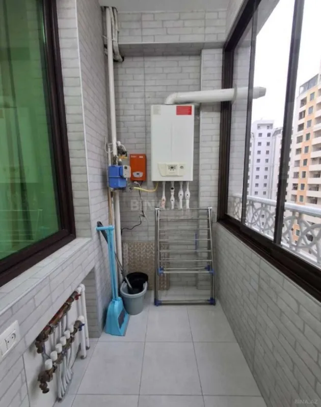 Kirayə verilir 3 otaqlı mənzil 124 m²