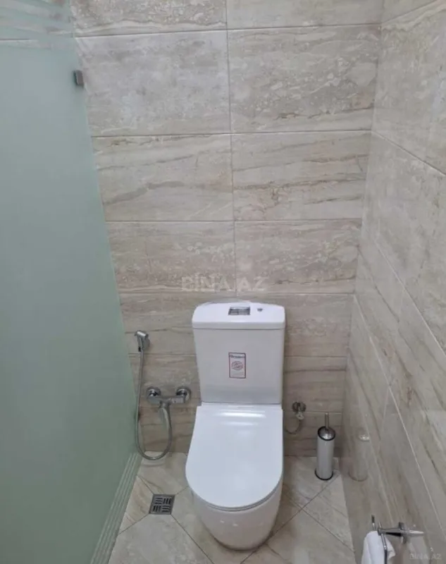 Kirayə verilir 3 otaqlı mənzil 124 m²