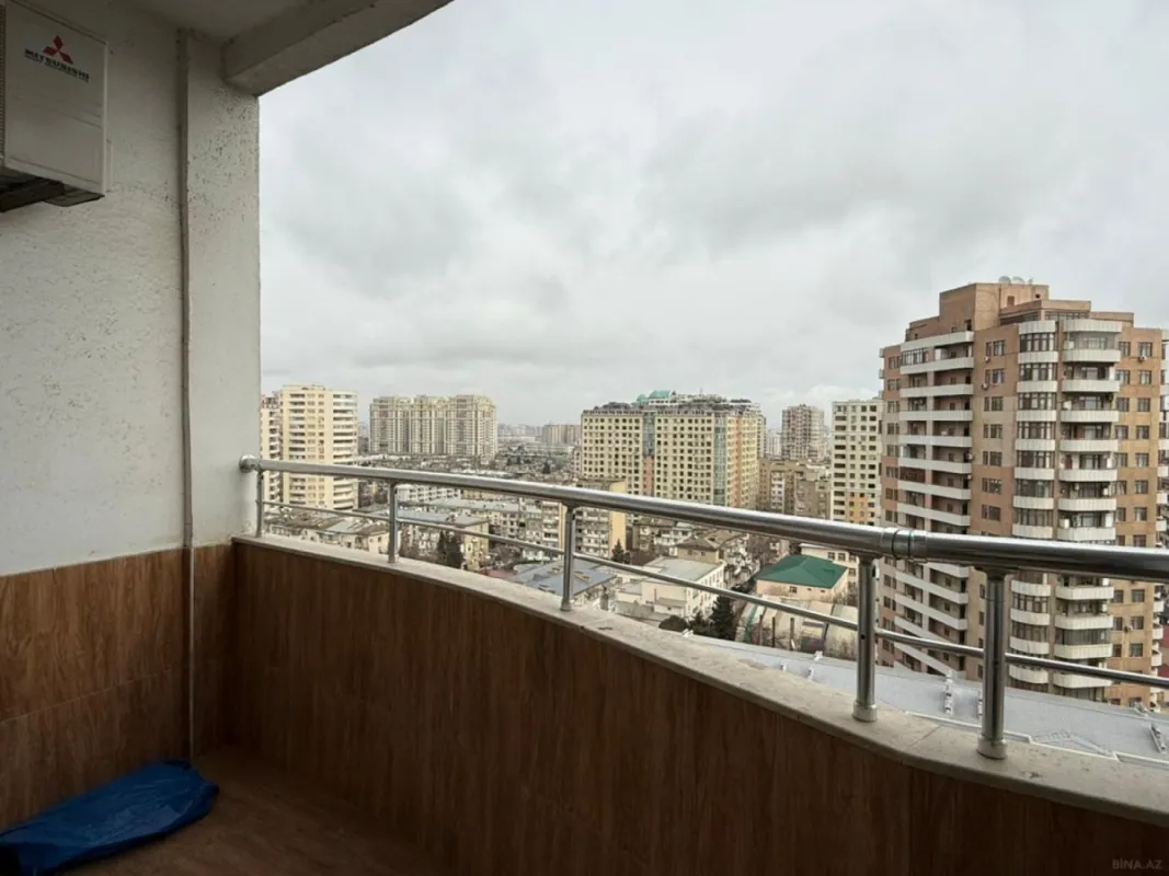 Kirayə verilir 3 otaqlı mənzil 160 m²