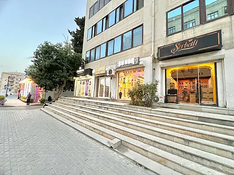 Satılır obyekt 65 m² — Bakı, Nərimanov 65.00 m²