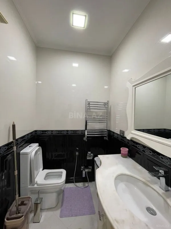 Kirayə verilir 4 otaqlı mənzil 200 m²