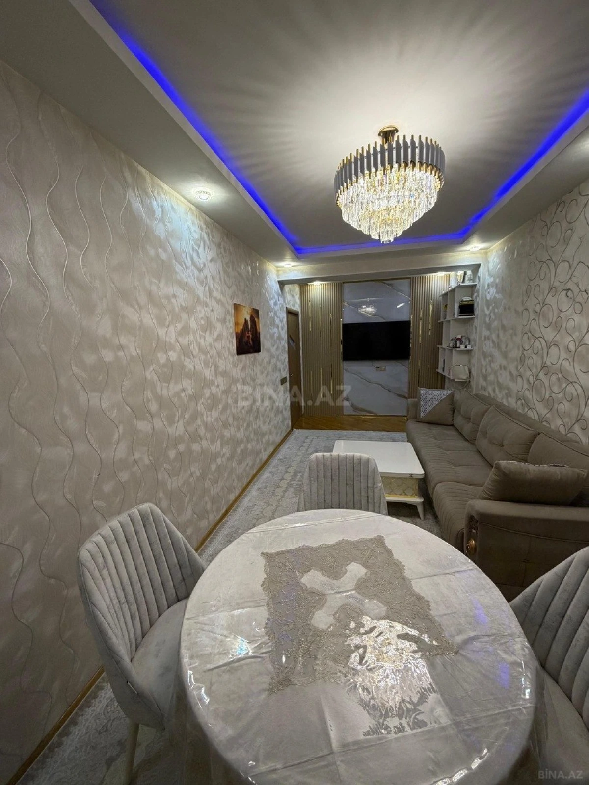 Satılır 2 otaqlı mənzil 78 m²