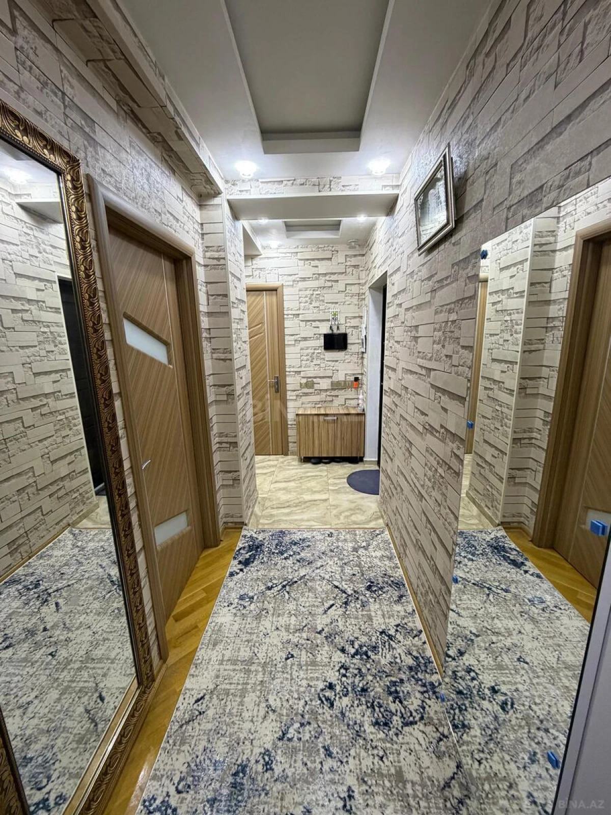 Satılır 2 otaqlı mənzil 78 m²