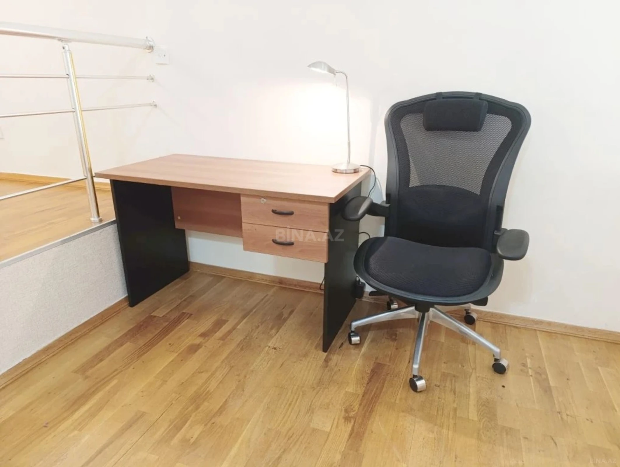 Satılır 2 otaqlı ofis 65 m²