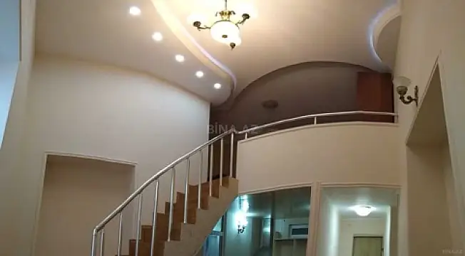 Satılır 2 otaqlı ofis 65 m²