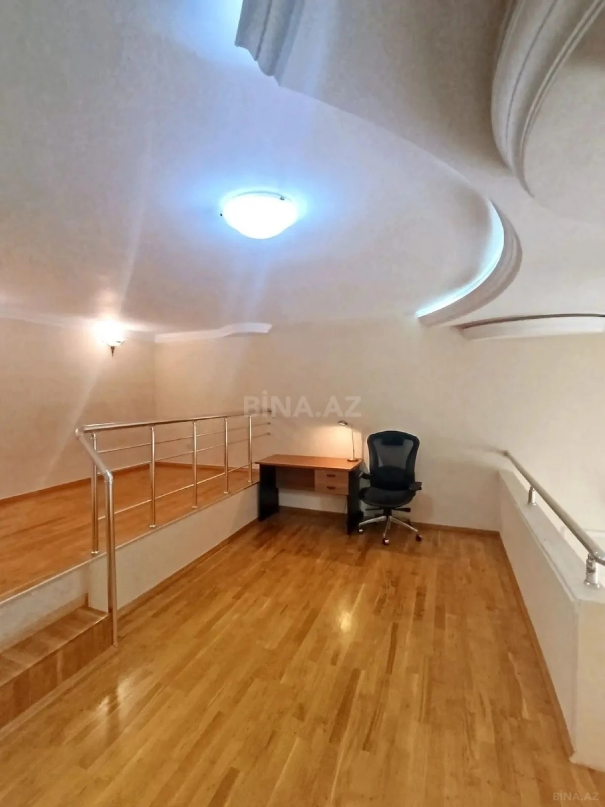Satılır 2 otaqlı ofis 65 m²
