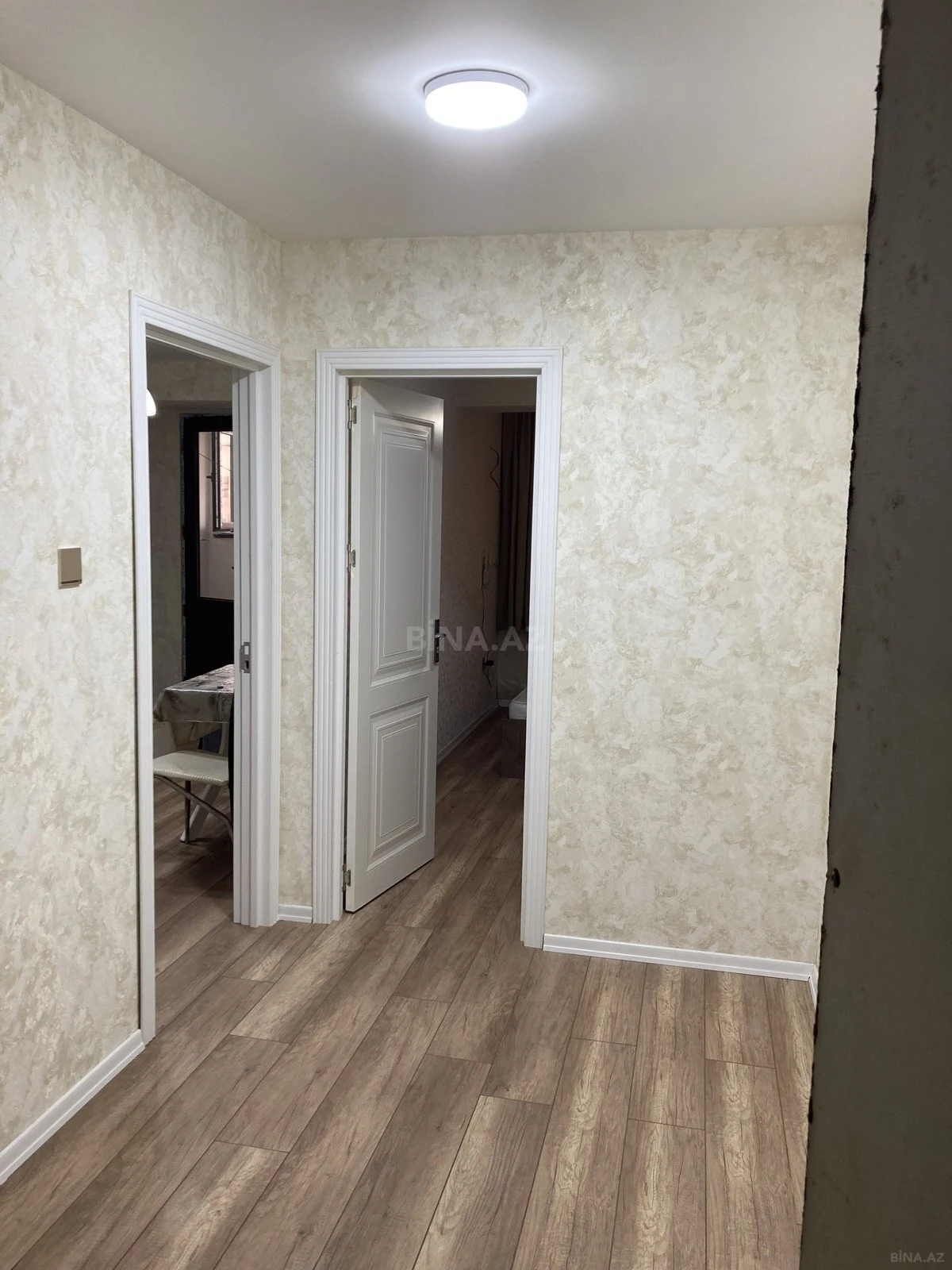 Kirayə verilir 2 otaqlı mənzil 30 m²