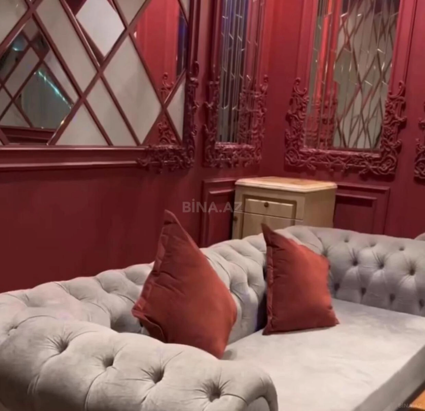 Satılır obyekt 270 m²