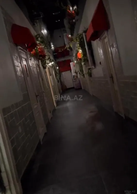 Satılır obyekt 270 m²