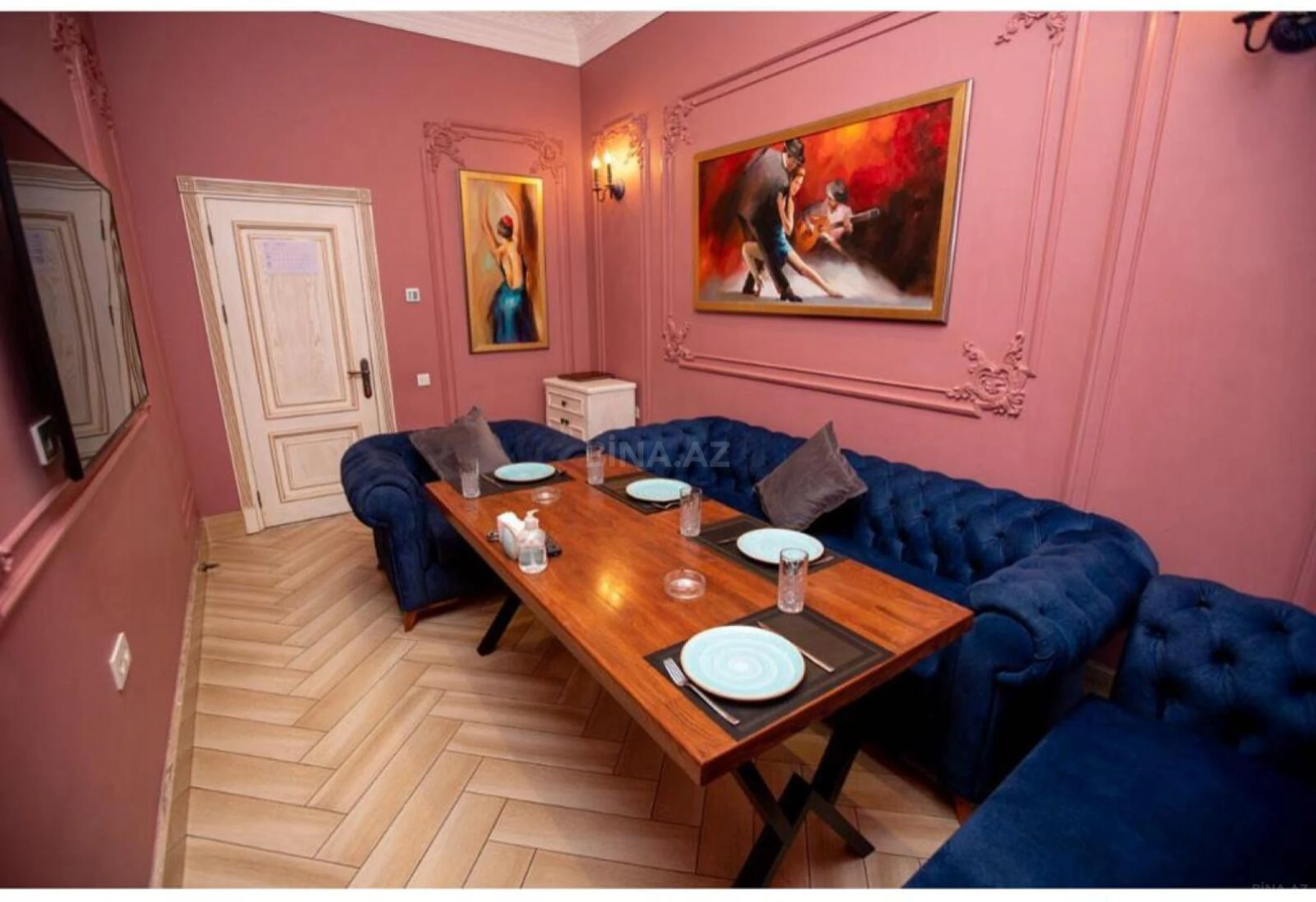 Satılır obyekt 270 m²