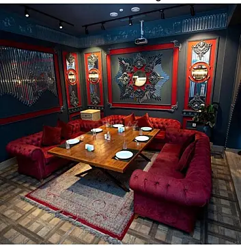 Satılır obyekt 270 m²