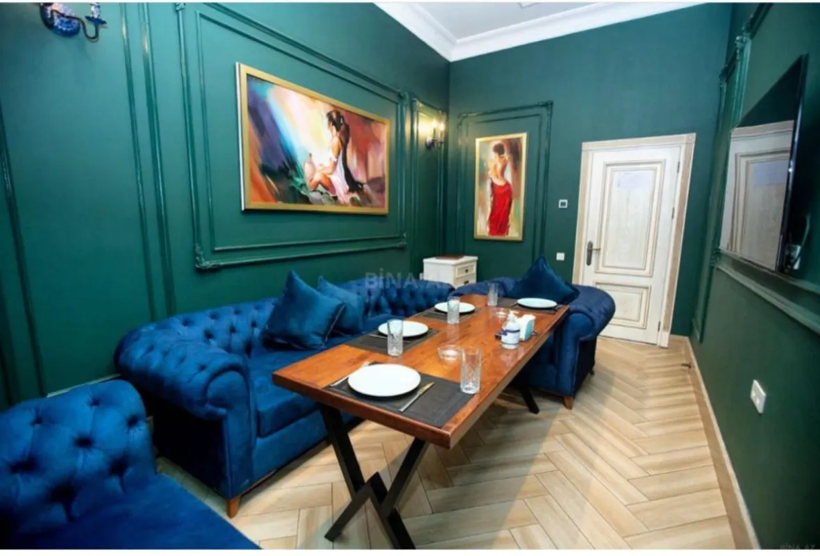 Satılır obyekt 270 m²