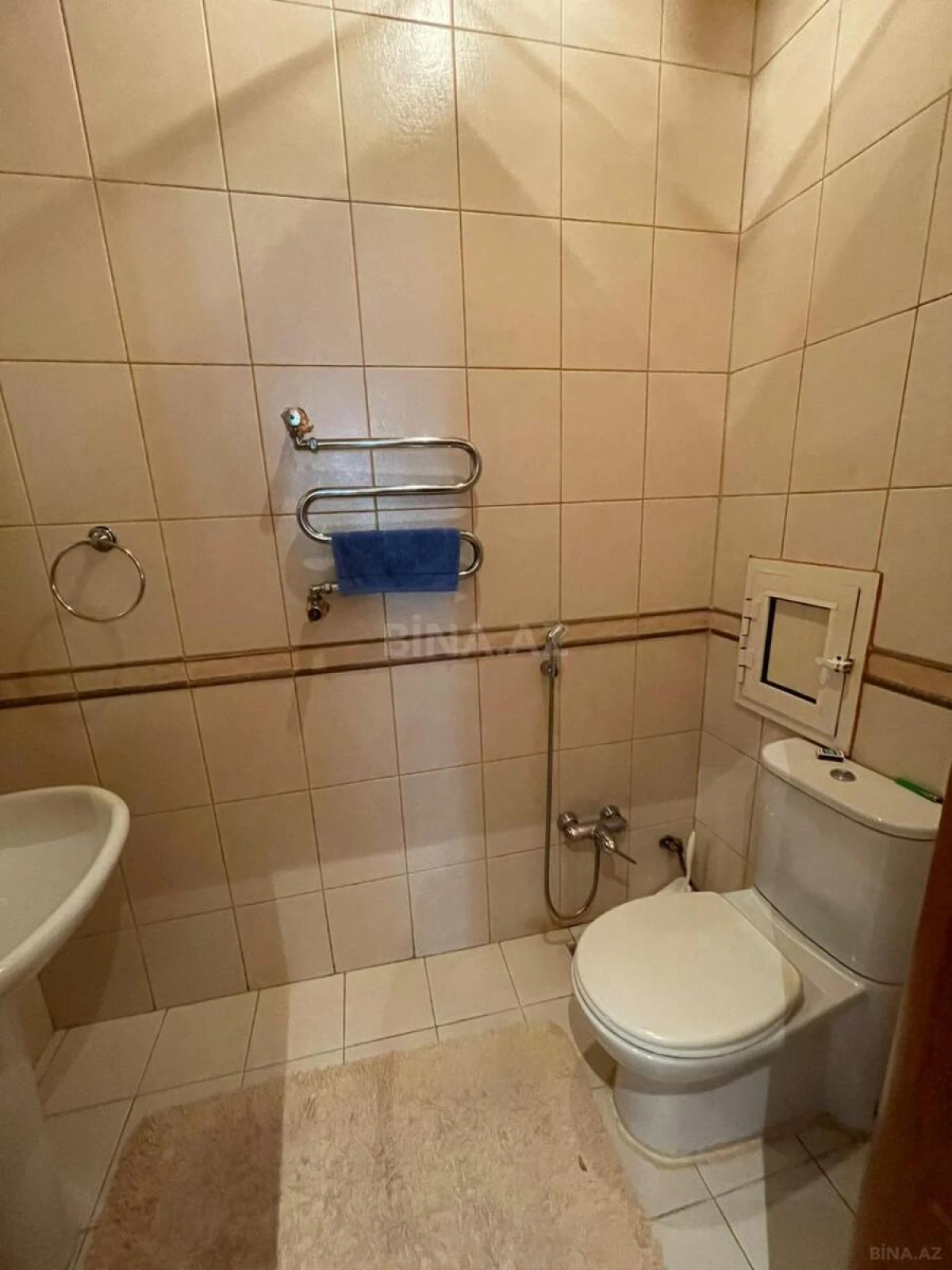 Kirayə verilir 3 otaqlı mənzil 180 m²