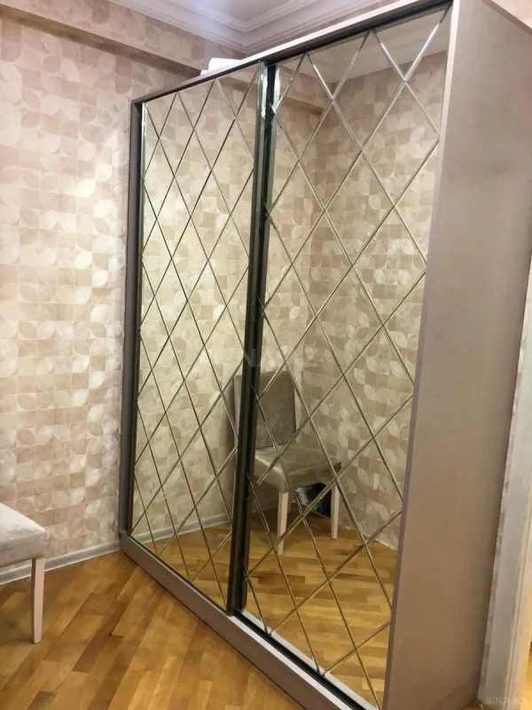 Kirayə verilir 2 otaqlı mənzil 56 m²