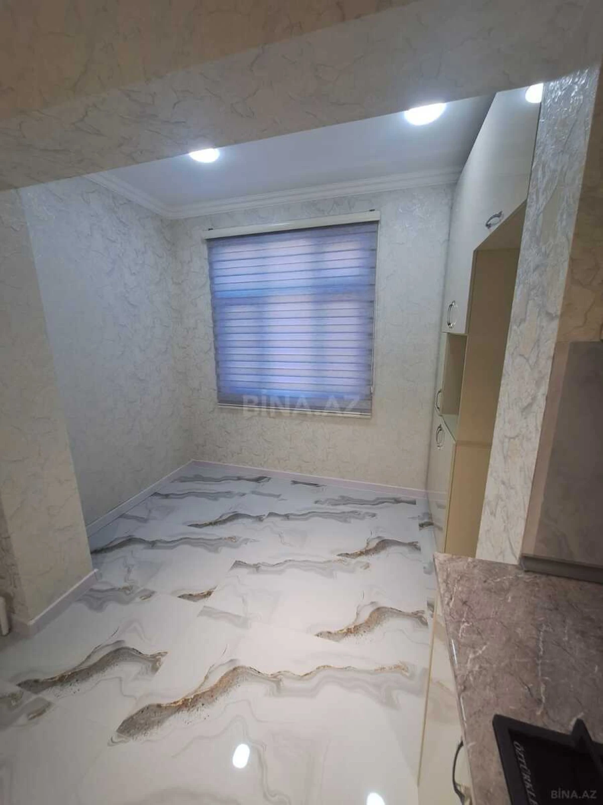 Satılır 3 otaqlı mənzil 90 m²