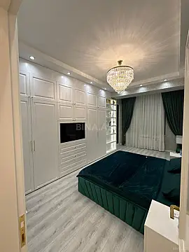 Kirayə verilir 2 otaqlı mənzil 110 m²