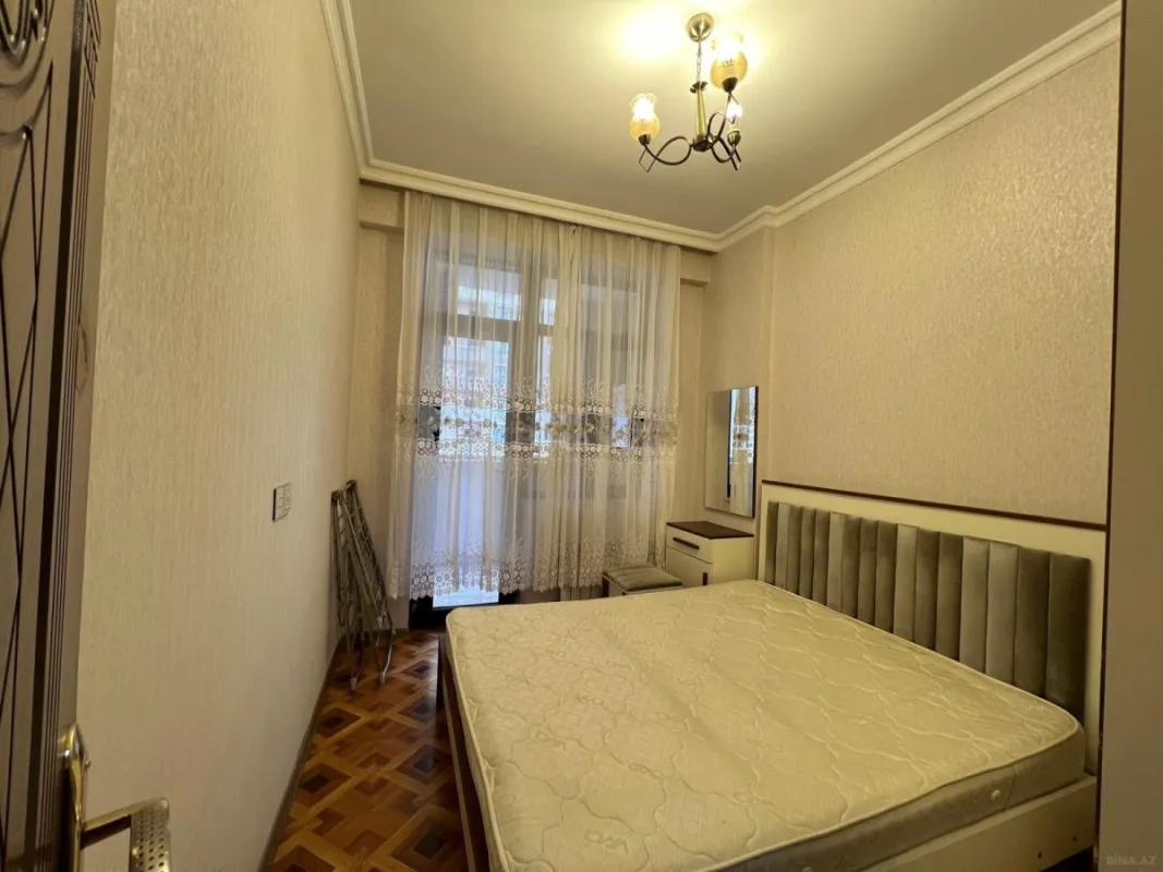 Kirayə verilir 2 otaqlı mənzil 55 m²