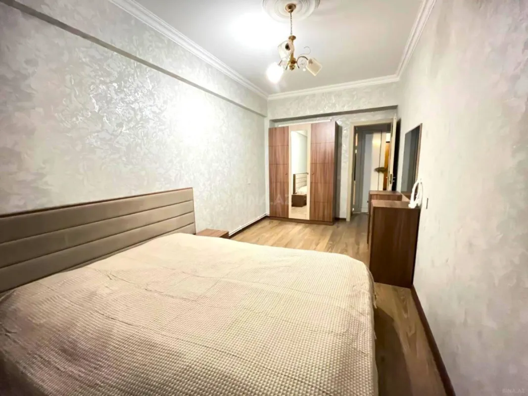 Satılır 2 otaqlı mənzil 65 m²