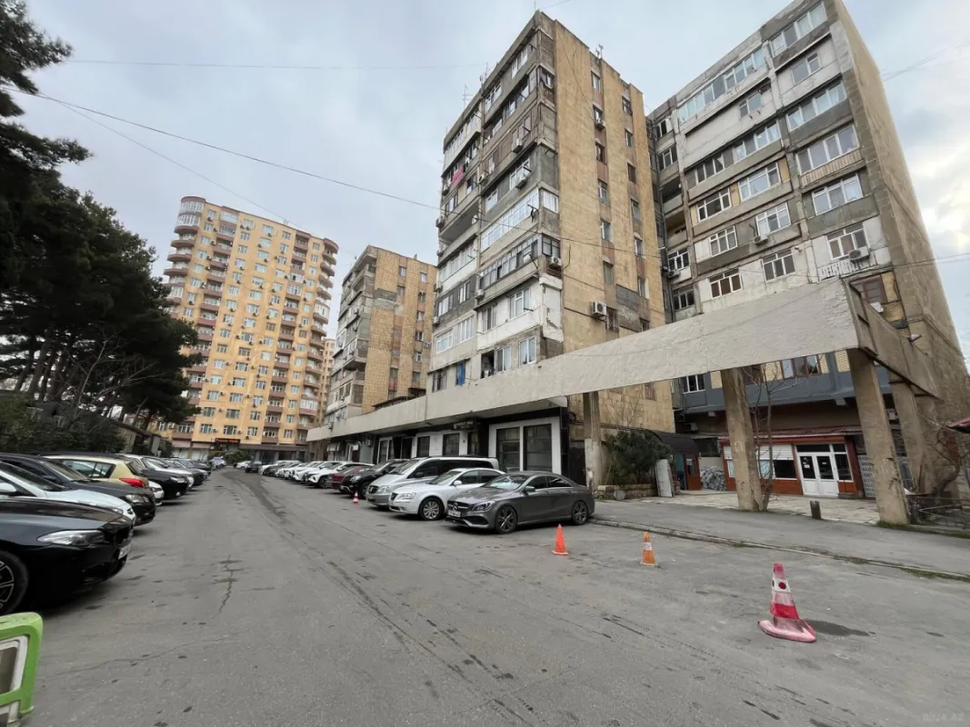 Satılır 2 otaqlı mənzil 65 m²
