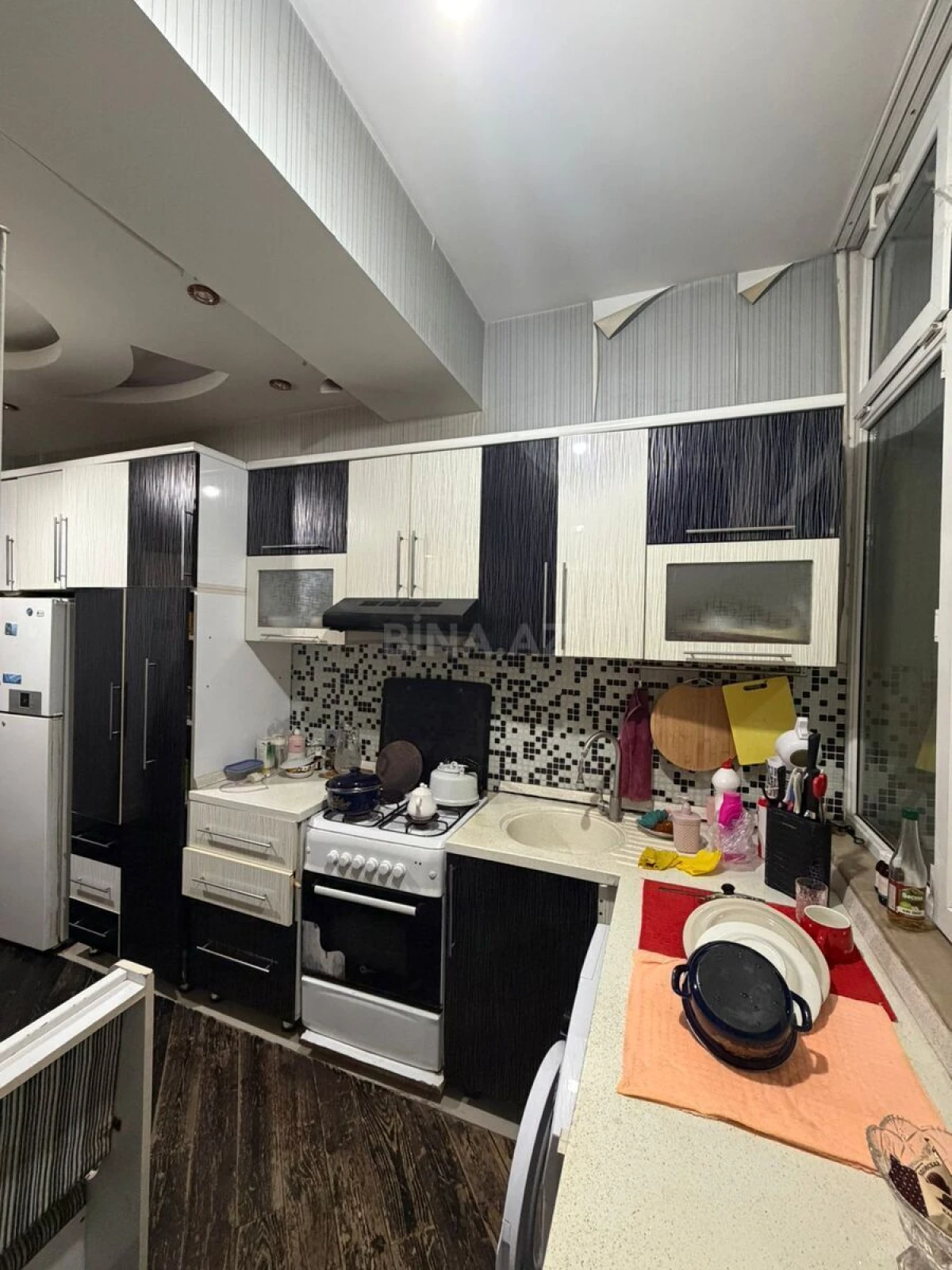 Satılır 3 otaqlı mənzil 95 m²