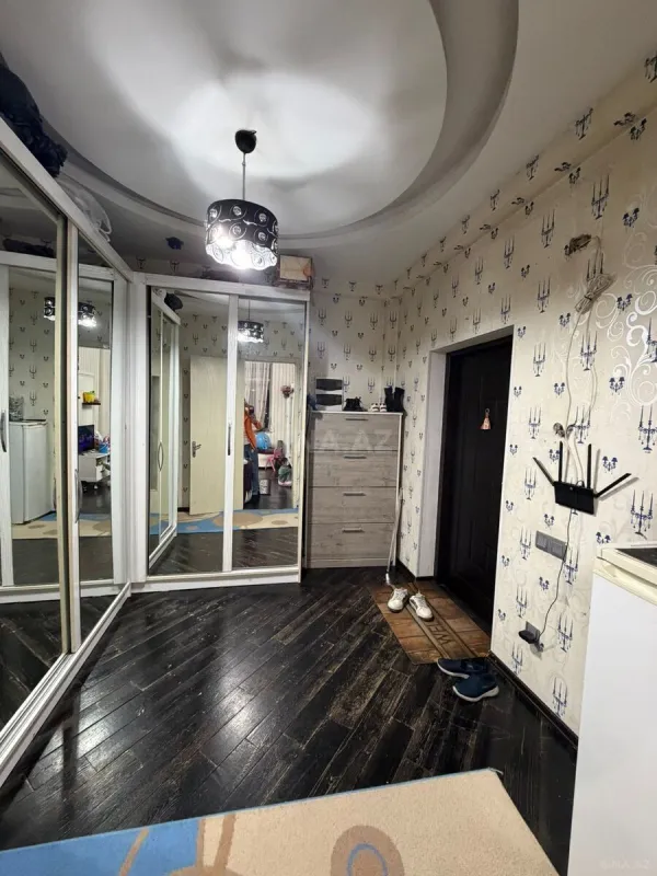 Satılır 3 otaqlı mənzil 95 m²