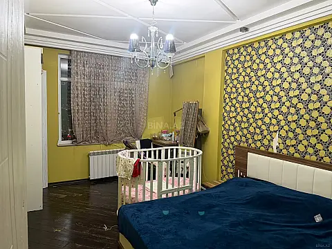 Satılır 3 otaqlı mənzil 95 m²