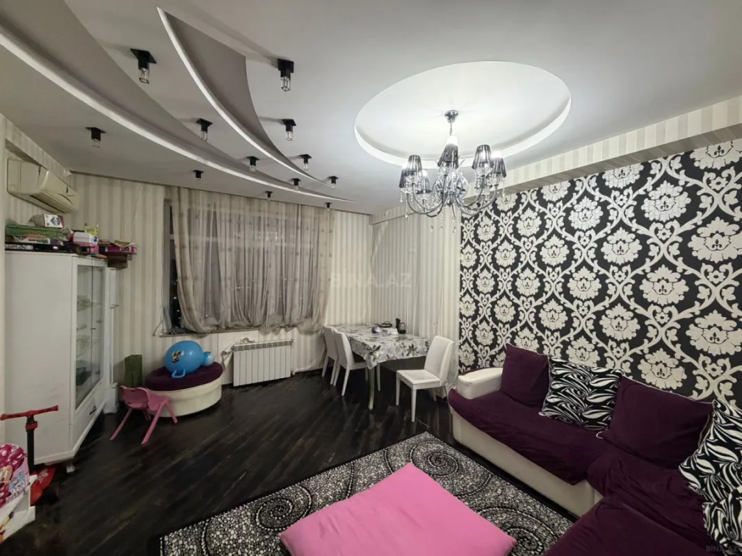 Satılır 3 otaqlı mənzil 95 m²