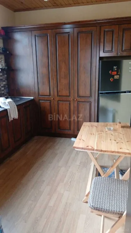 Satılır 4 otaqlı həyət evi 160 m²