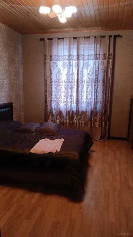 Satılır 4 otaqlı həyət evi 160 m²