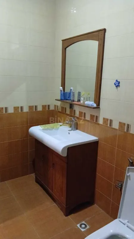 Satılır 4 otaqlı həyət evi 160 m²