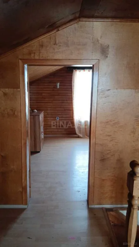 Satılır 4 otaqlı həyət evi 160 m²