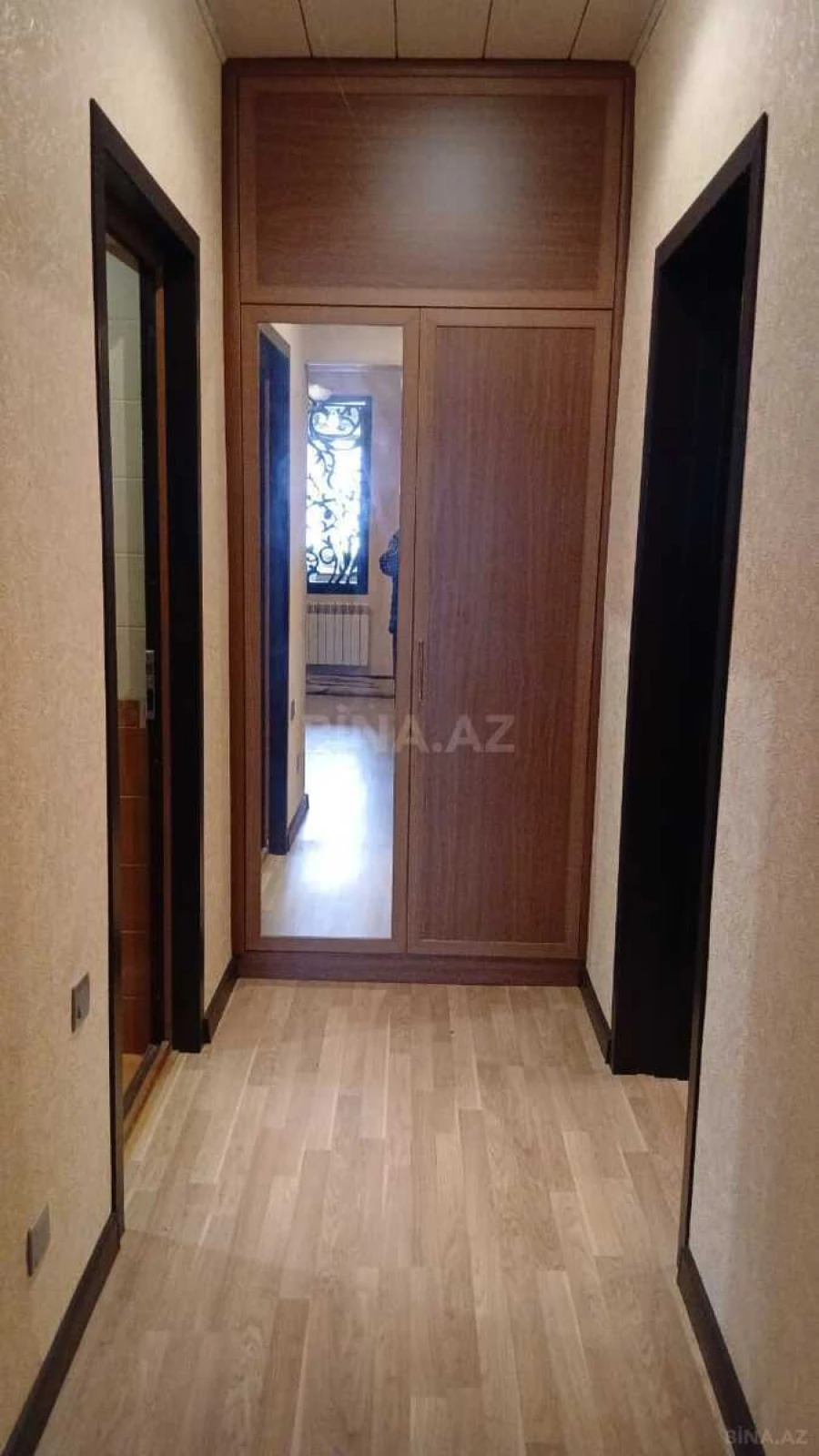 Satılır 4 otaqlı həyət evi 160 m²