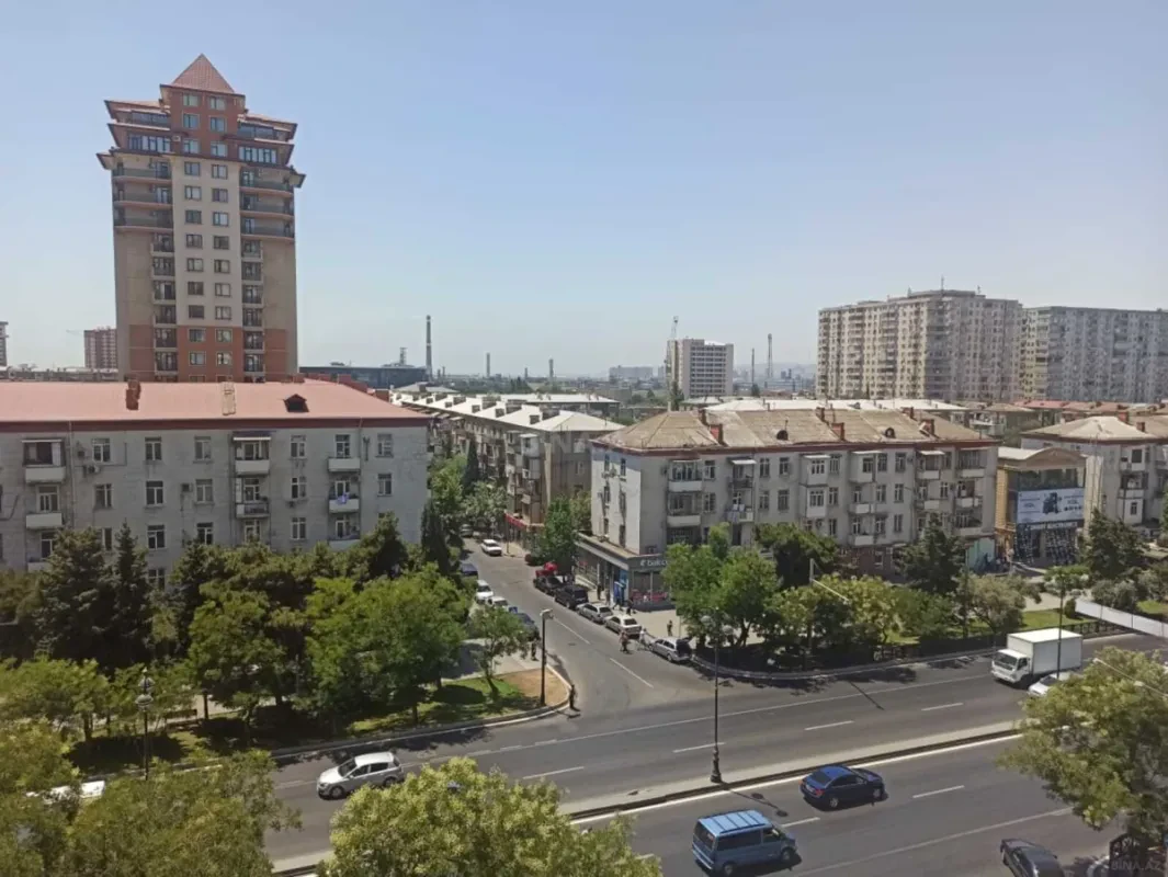 Kirayə verilir 4 otaqlı mənzil 100 m²
