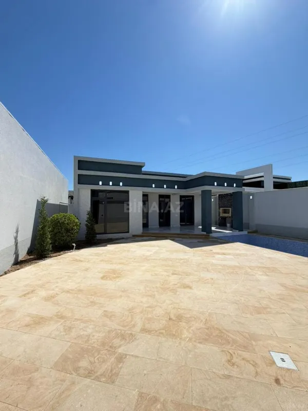 Satılır 4 otaqlı həyət evi 130 m²