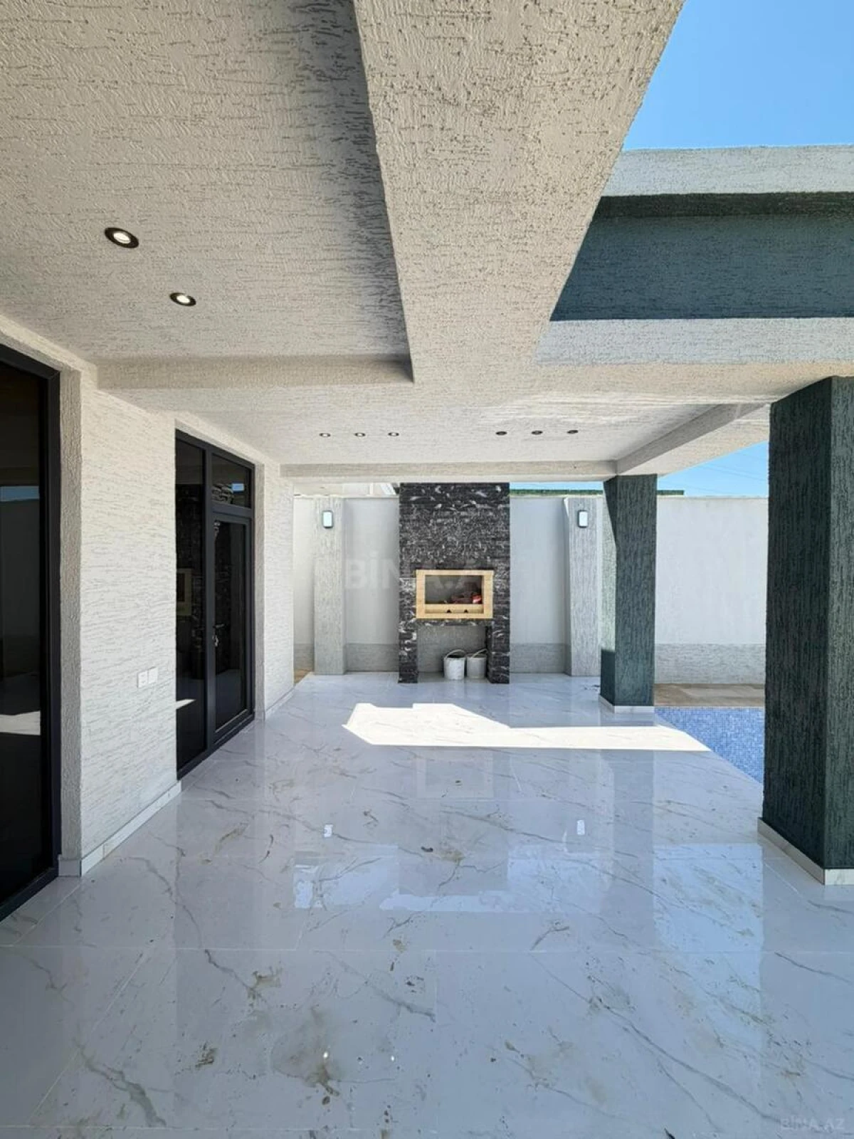 Satılır 4 otaqlı həyət evi 130 m²