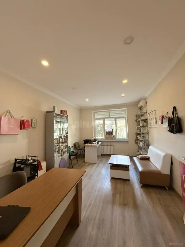Satılır obyekt 62 m²
