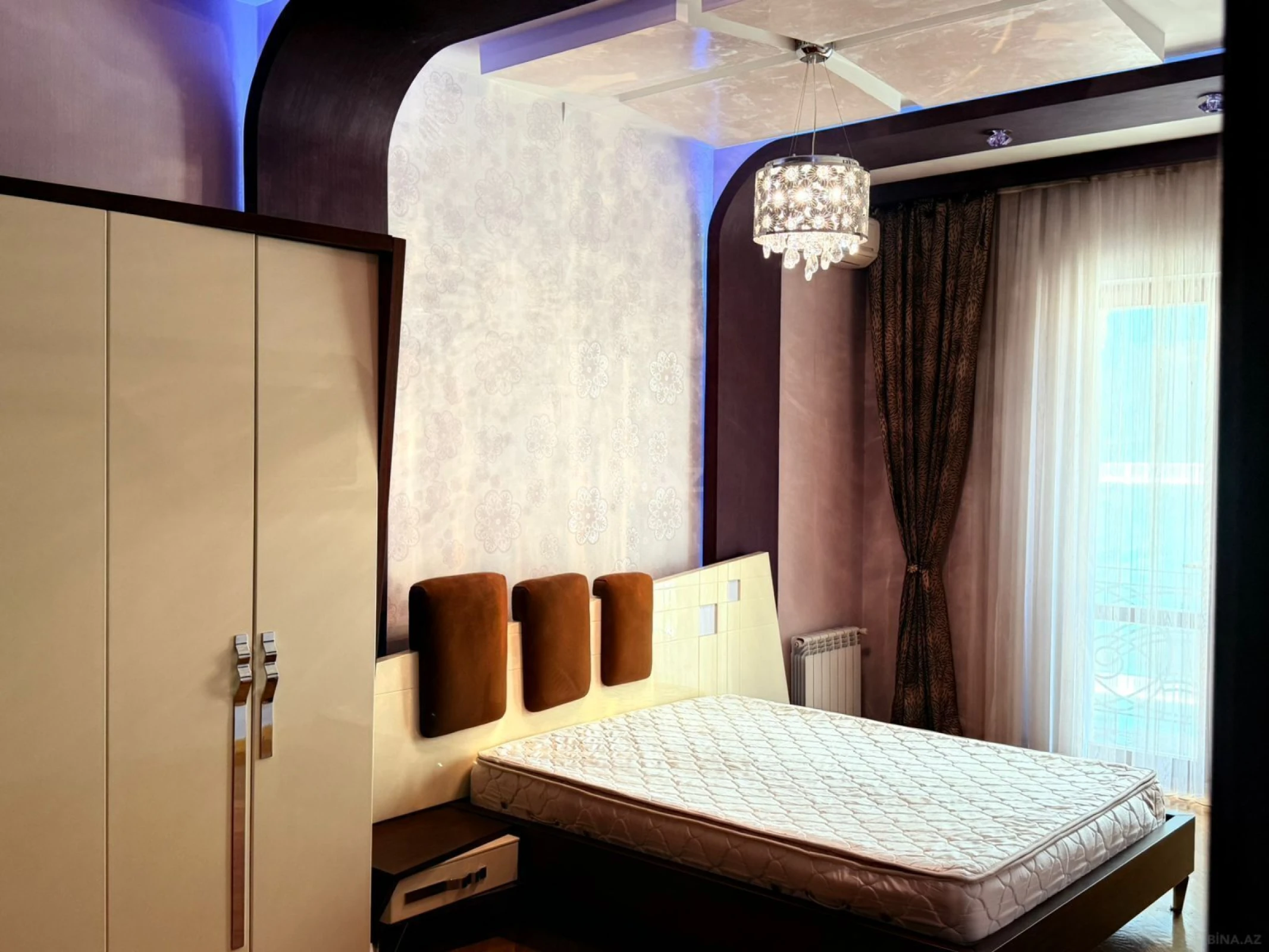 Kirayə verilir 2 otaqlı mənzil 100 m²