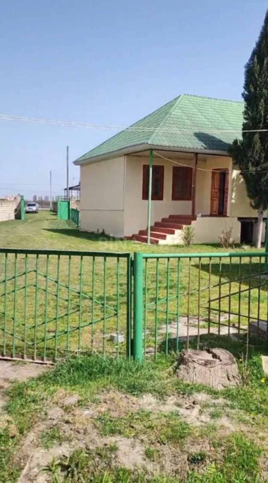 Satılır torpaq sahəsi 300 m²