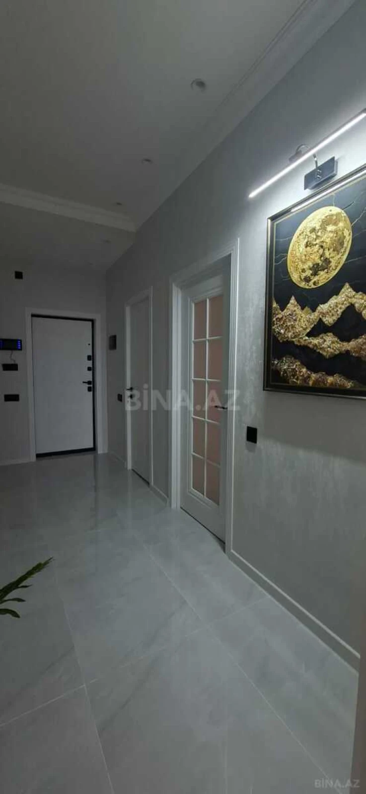 Satılır 2 otaqlı mənzil 64 m²