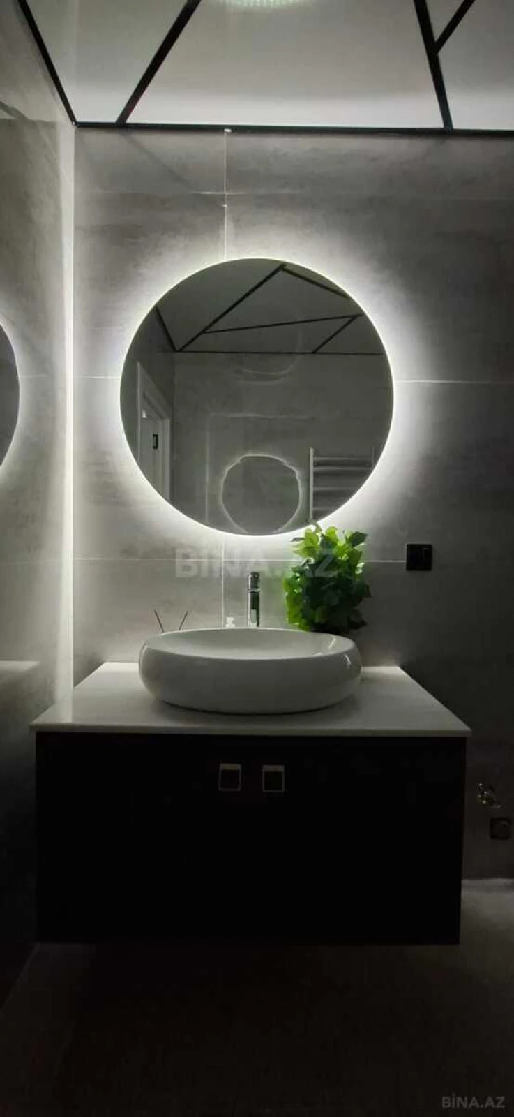 Satılır 2 otaqlı mənzil 64 m²