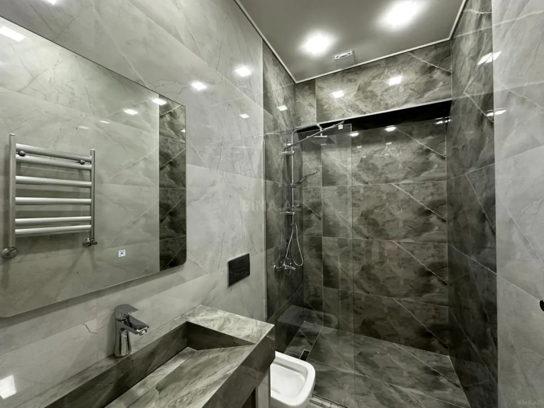 Satılır 4 otaqlı həyət evi 140 m²