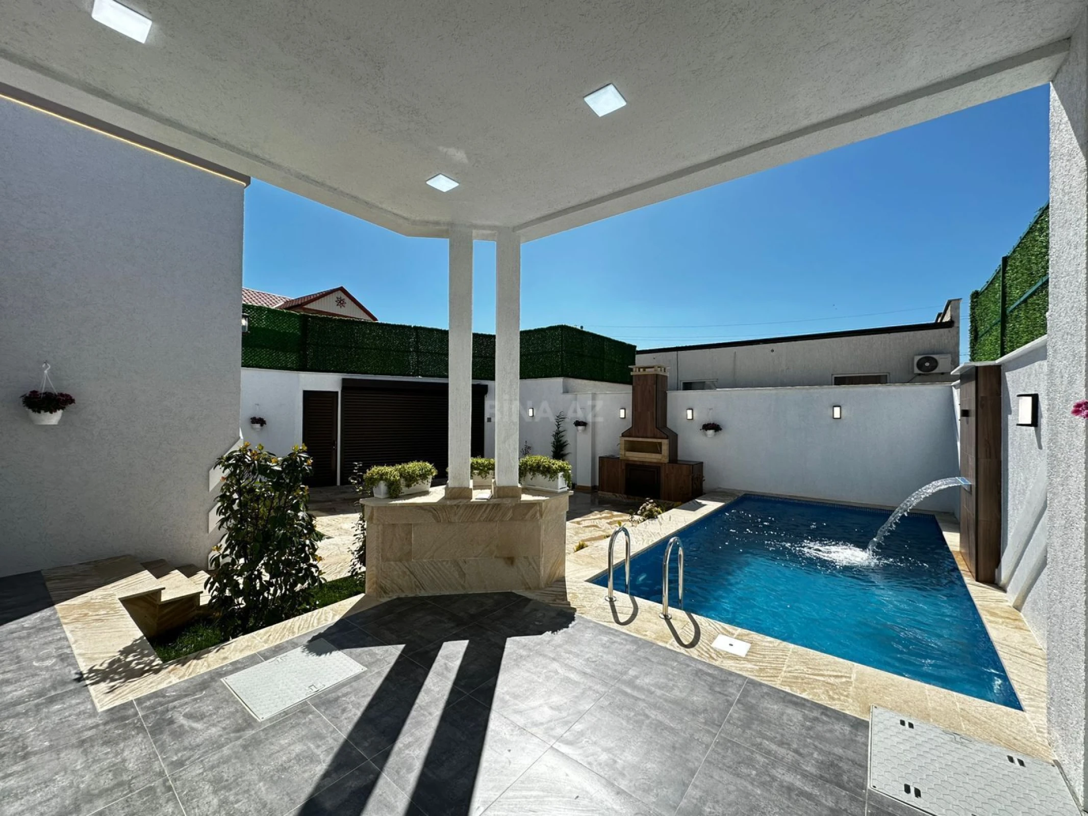 Satılır 4 otaqlı həyət evi 140 m²