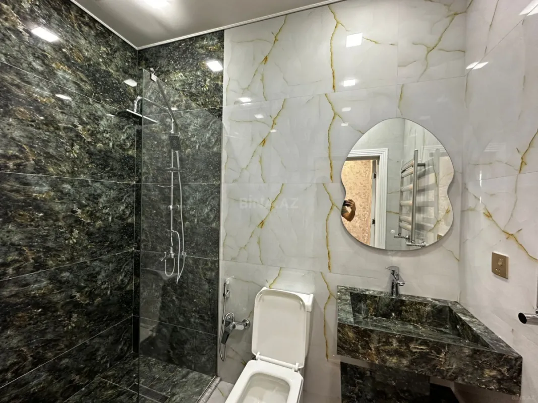 Satılır 4 otaqlı həyət evi 140 m²