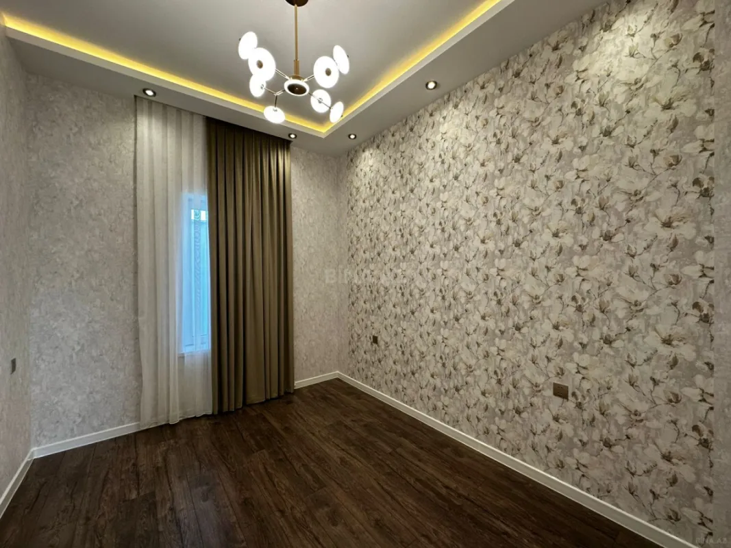 Satılır 4 otaqlı həyət evi 140 m²