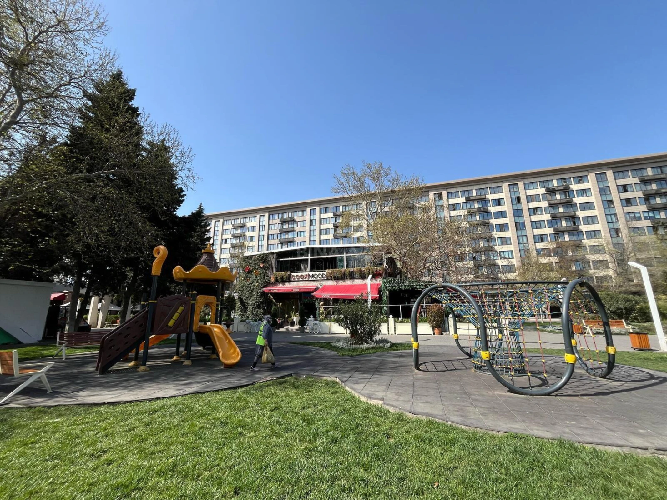 Satılır 3 otaqlı mənzil 70 m²