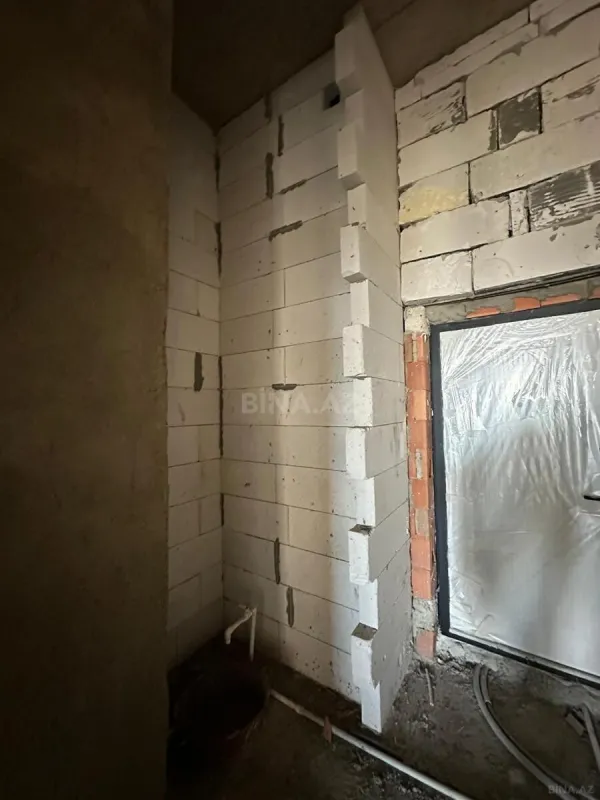 Satılır 3 otaqlı mənzil 97 m²