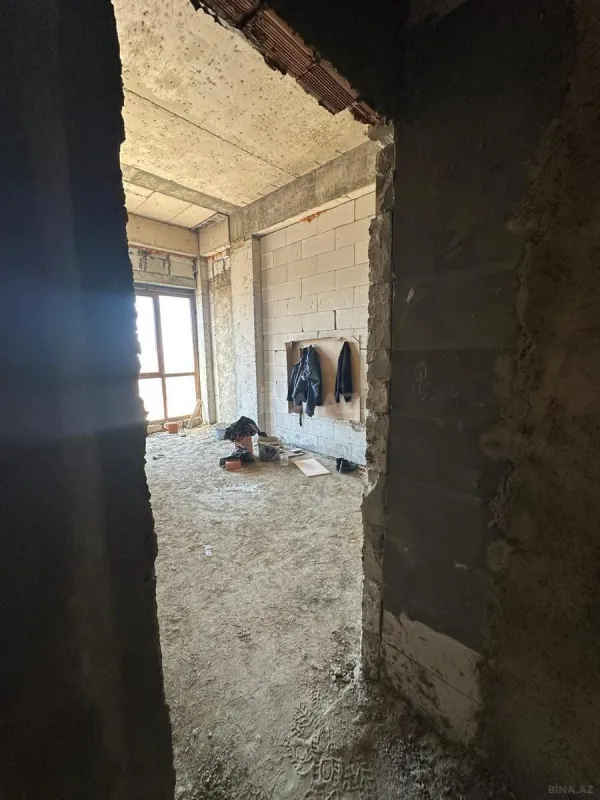 Satılır 3 otaqlı mənzil 97 m²