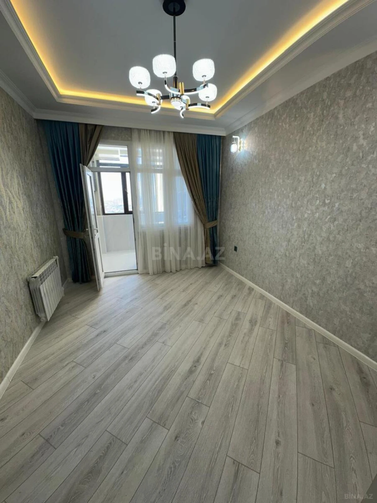 Satılır 3 otaqlı mənzil 81.3 m²