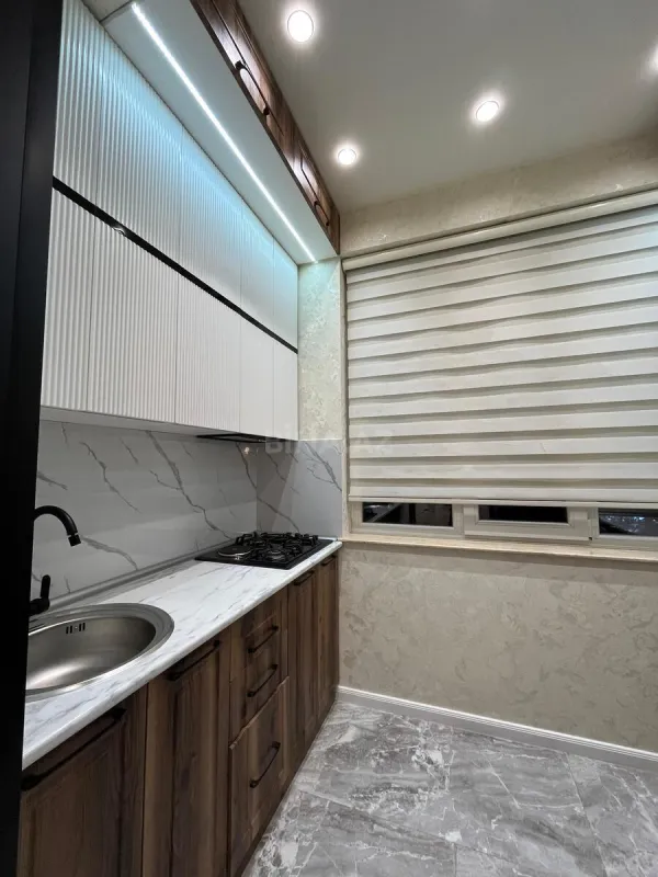 Satılır 2 otaqlı mənzil 55 m²